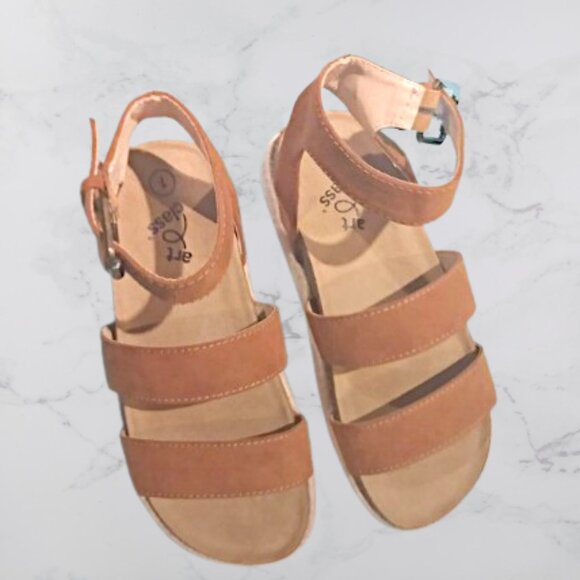 Art Class Girls Footbed Sandals Faux Suede Wedge Heel Size 1 - Picture 2 of 3